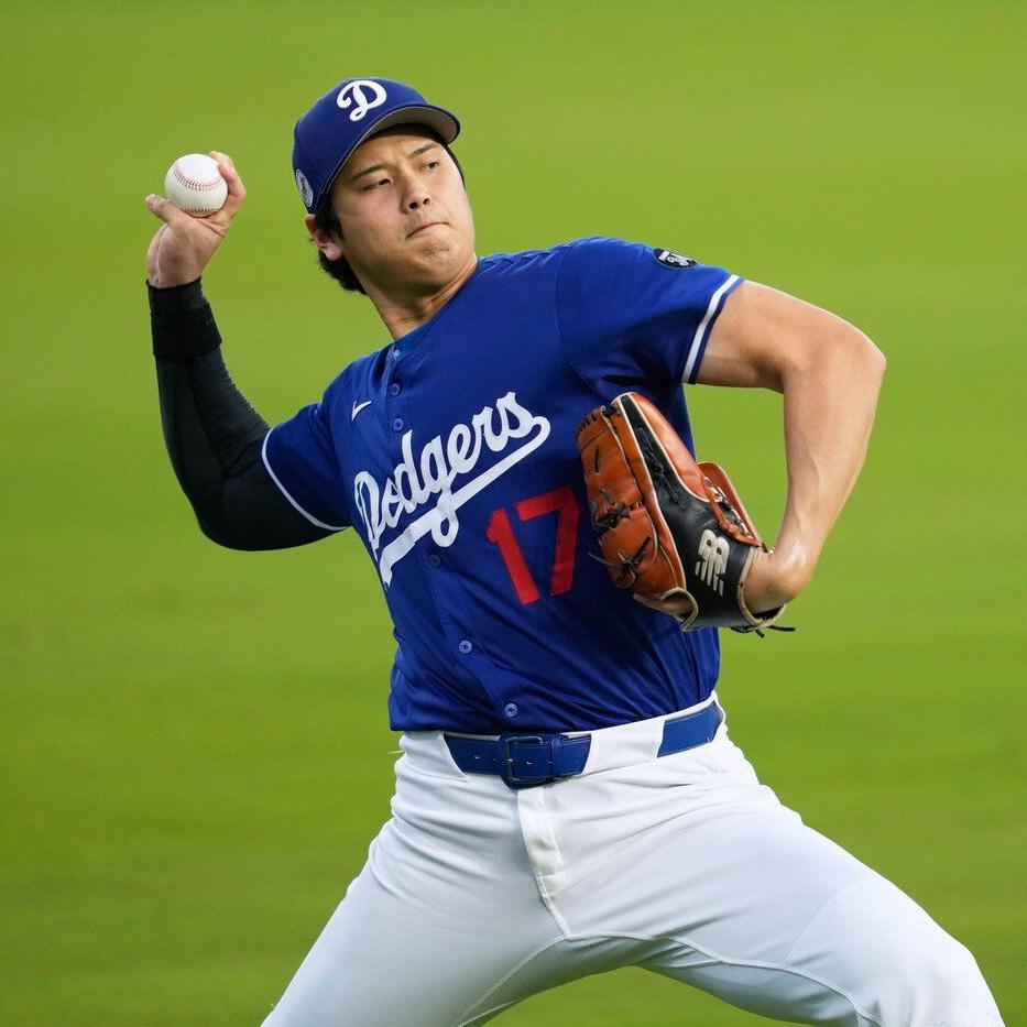 Dodgers aim to capitalize on home-field advantage against Blue Jays